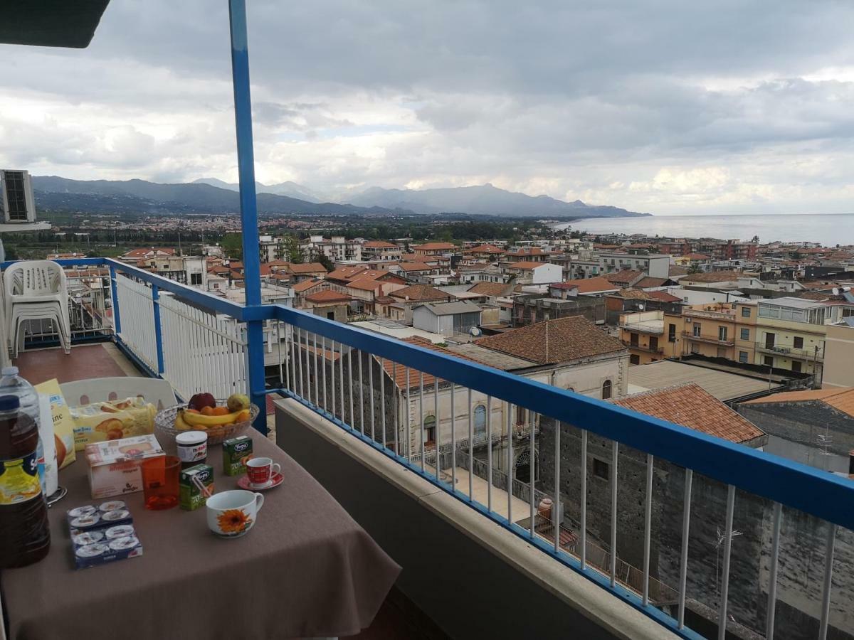 Casa Donna Rosaria Tra Etna E Taormina Apartment Riposto ภายนอก รูปภาพ